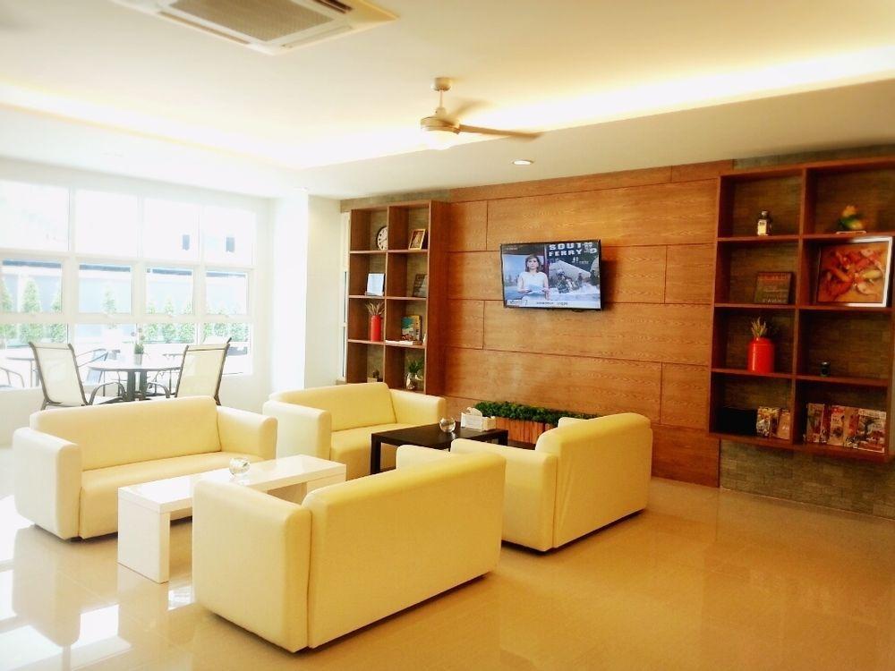 Wealth 30Th Hotell Bangkok Exteriör bild